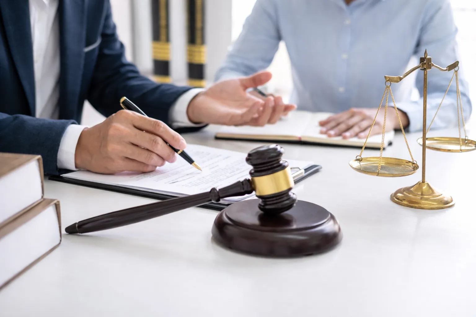 공무원징계행정소송 벌금 징계 형사처벌 금품수수