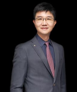 사건담당변호사 김효준